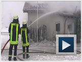 Video: Gemeindehaus in Boxberg abgebrannt